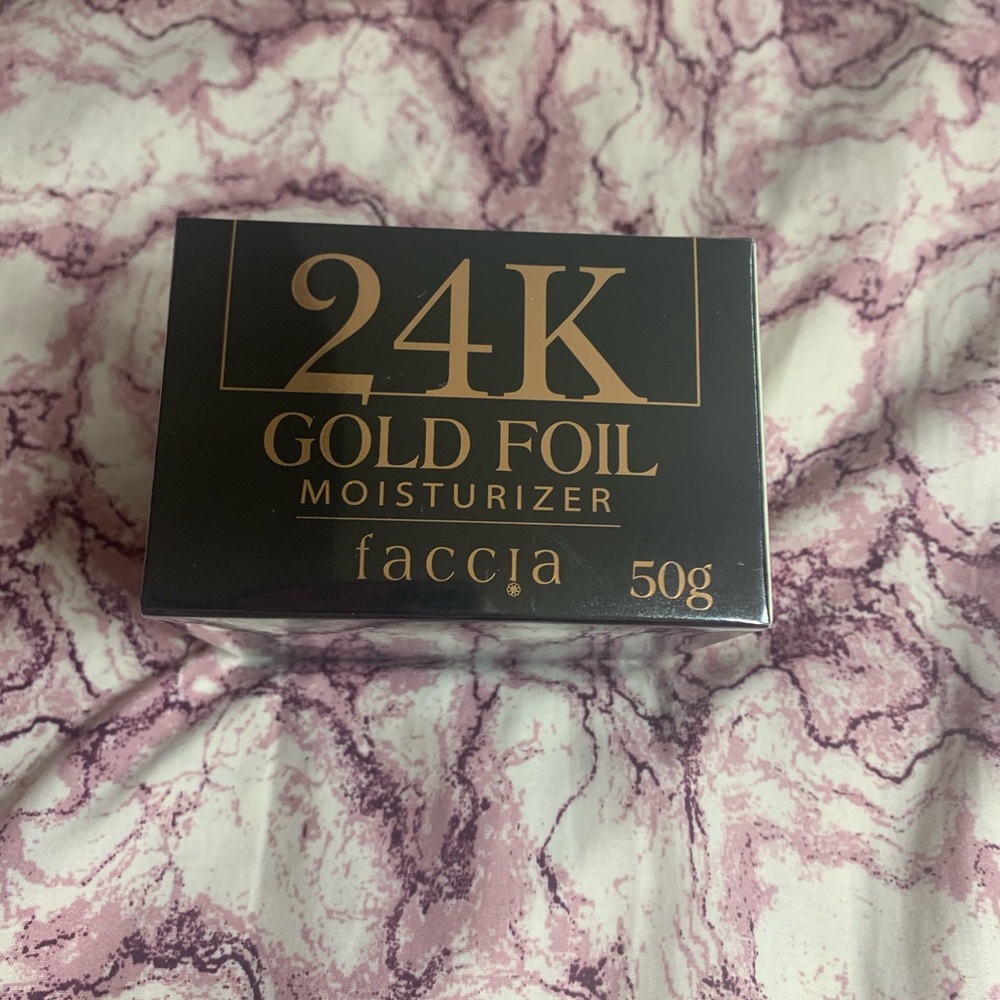 Faccia 24k Gold Foil Moisturizer